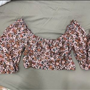 Crop-top long sleeve blouse